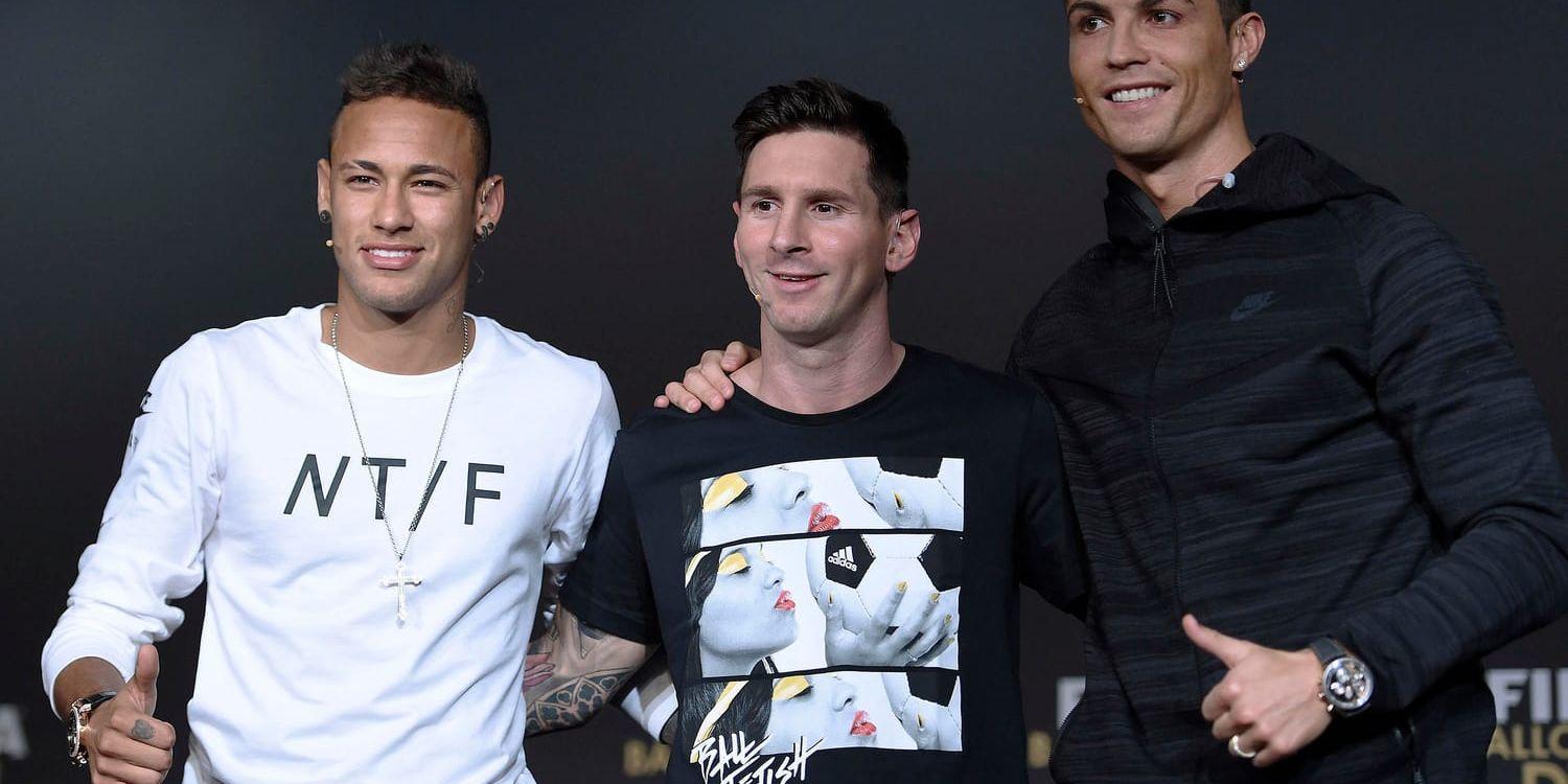 Neymar, Lionel Messi och Cristiano Ronaldo är nominerade till Fifas guldboll.