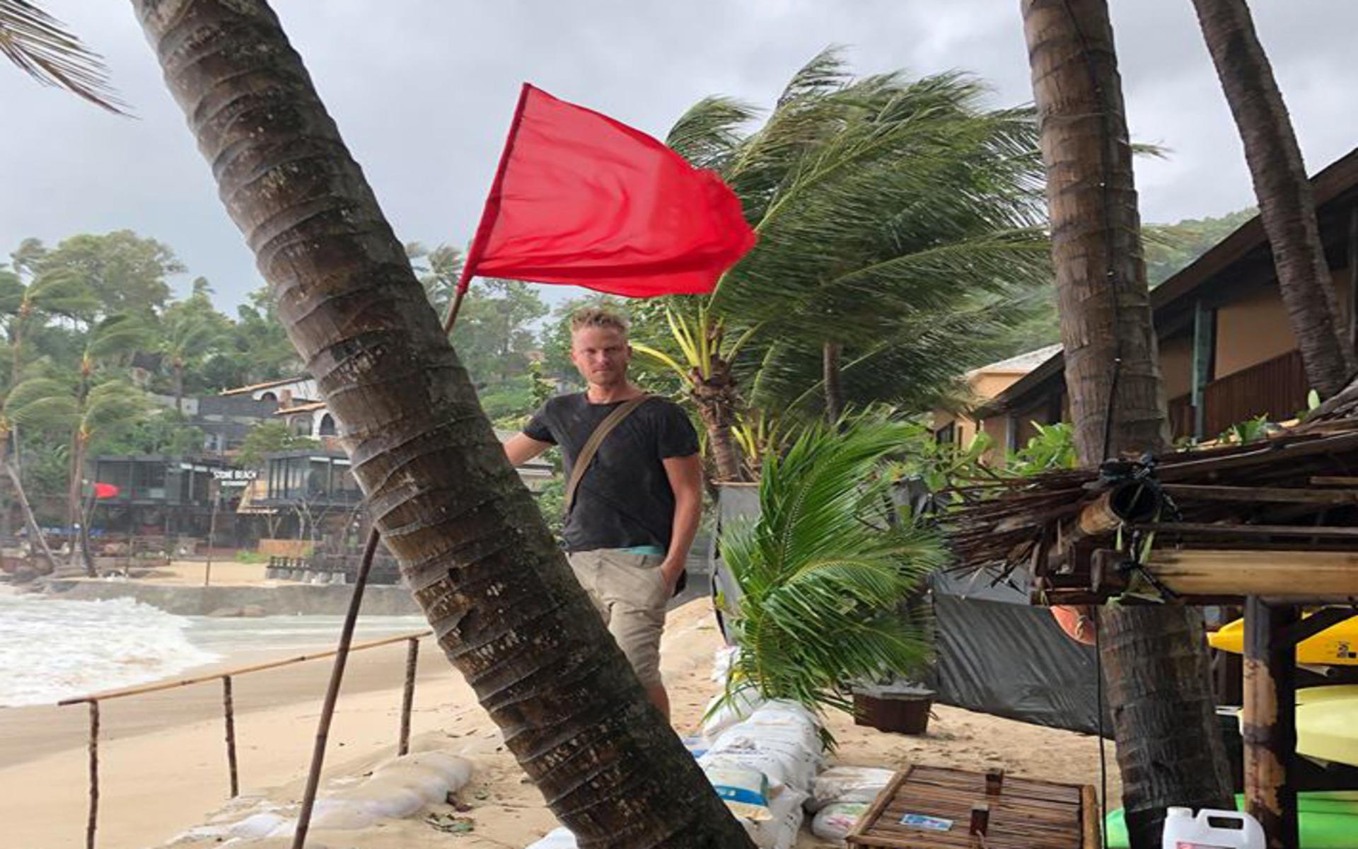 De första dagarna på Koh Phangan bodde Erik Blomqvist på Panviman Resort nere vid stranden.
