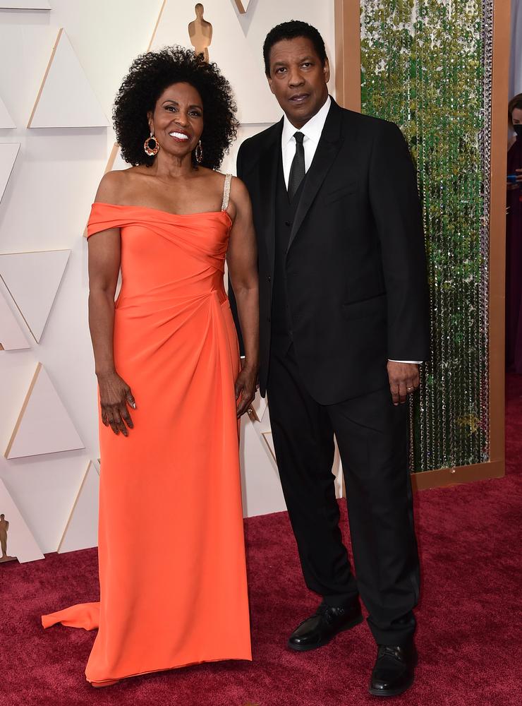 Denzel och Pauletta Washington var ett av många färgstarka par på årets röda matta. 