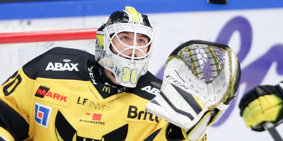 Hockeymålvakten Samuel Ersson lämnar Västerås för att gå tillbaka till Brynäs. Arkivbild.