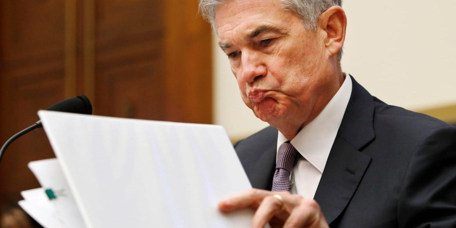 Nye Fed-chefen Jerome Powell i Washington oroar på Asiens börser.