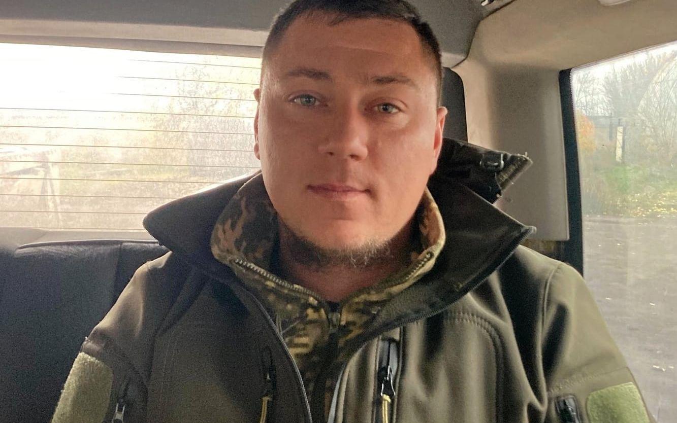 Ihor är 29 år och har varit i armén under hela sitt vuxna liv, varav fyra år på militärakademin i Lviv i västra Ukraina. 
