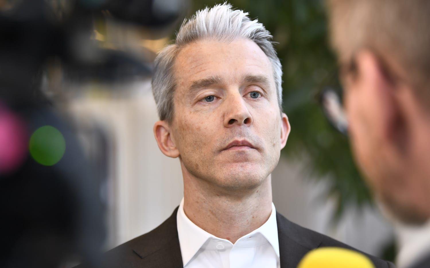 Ericssons vice vd Per Narvinger kommenterar telekombolagets senaste delårsrapport.