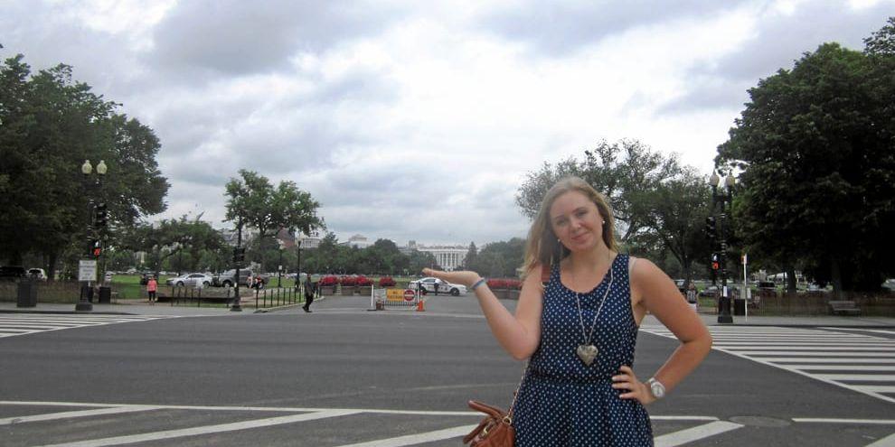 Inom räckhåll. Under sitt utbytesår i USA var Emelie Meuller i huvudstaden Washington ett par dagar i maj. Hon såg både Vita huset och Smithsonian – dock på avstånd.