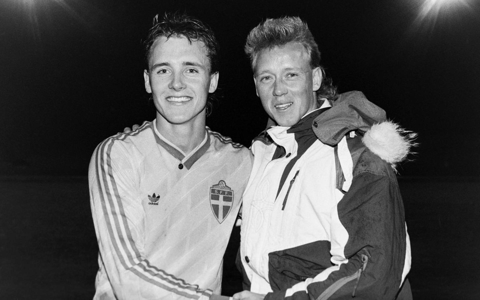 Bröderna Roger och Stefan Lindqvist i OS-landslaget 1990.