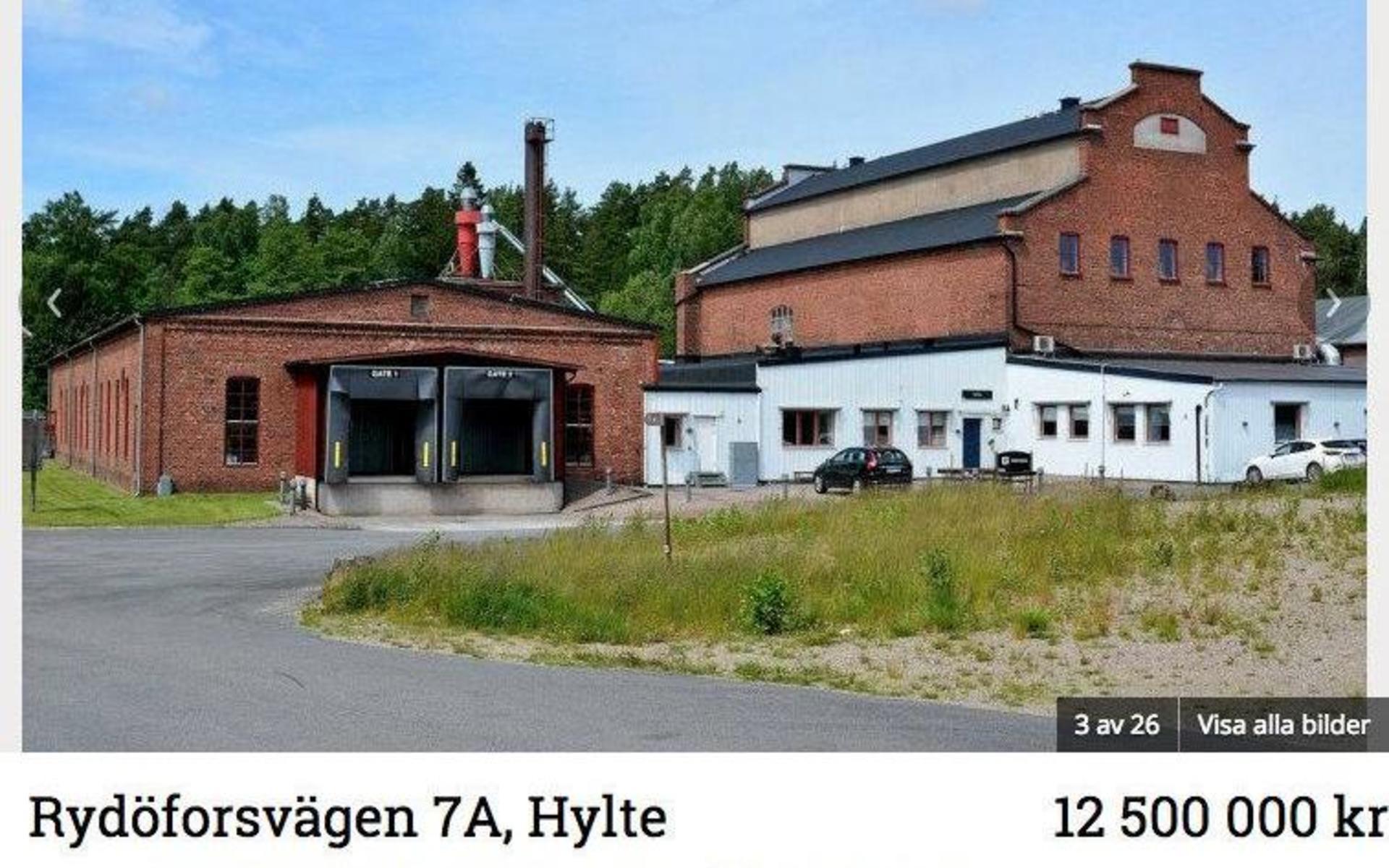 Utgångspriset för M2-tomten i Rydöbruk, fd Konstnärsbyn, har sänkts från 12,5 till 4,9 miljoner kronor.