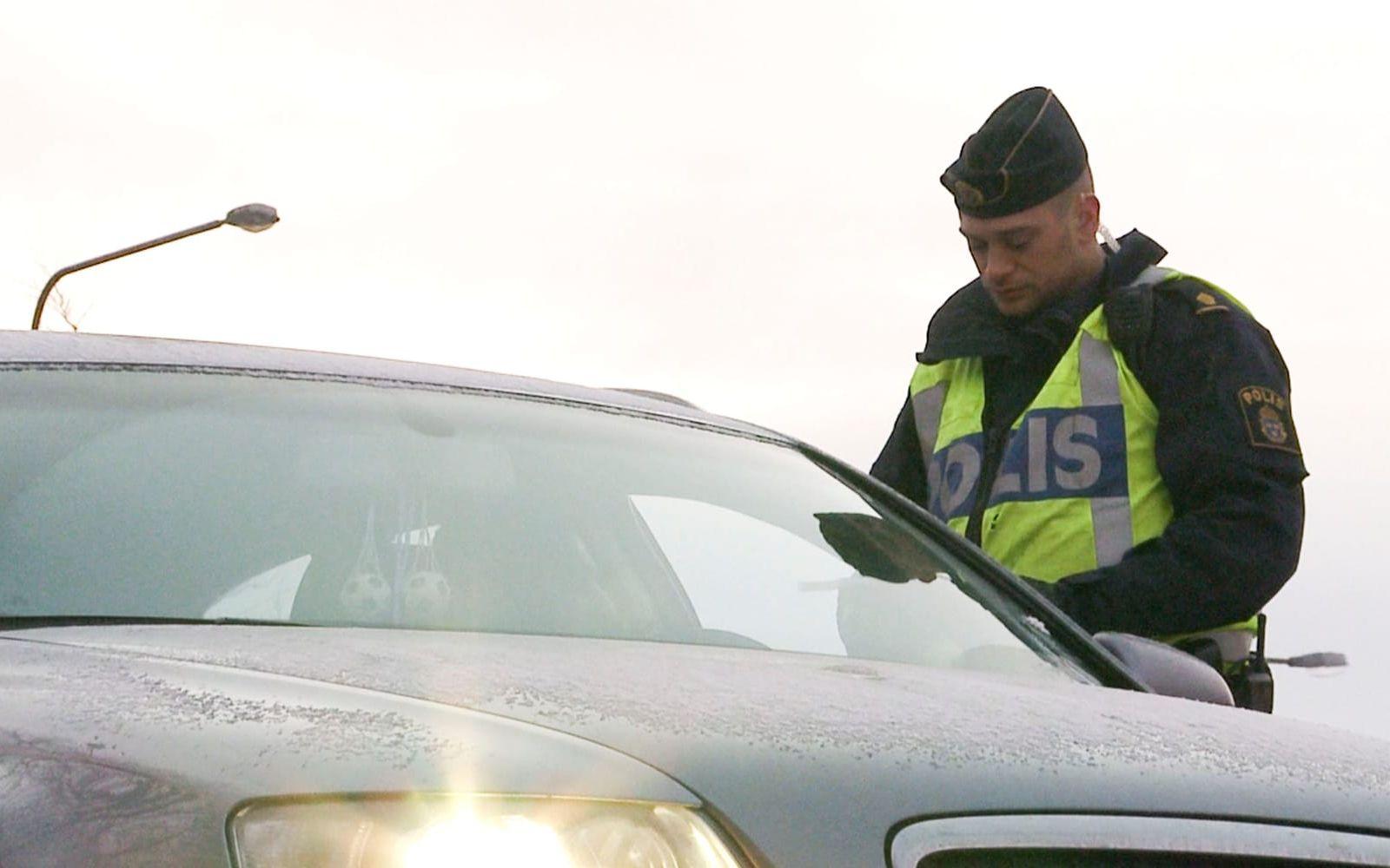 Polisen ska ta körkortet direkt om personerna visar tydlig tecken på påverkan. Arkivbild.