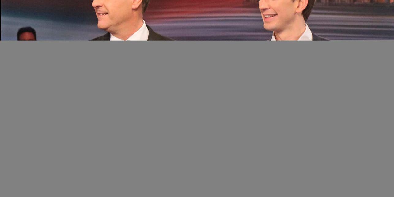 FPÖ-ledaren Hans-Christian Strache och Sebastian Kurz, som väntas bli Österrikes nya regeringschef. Arkivbild.