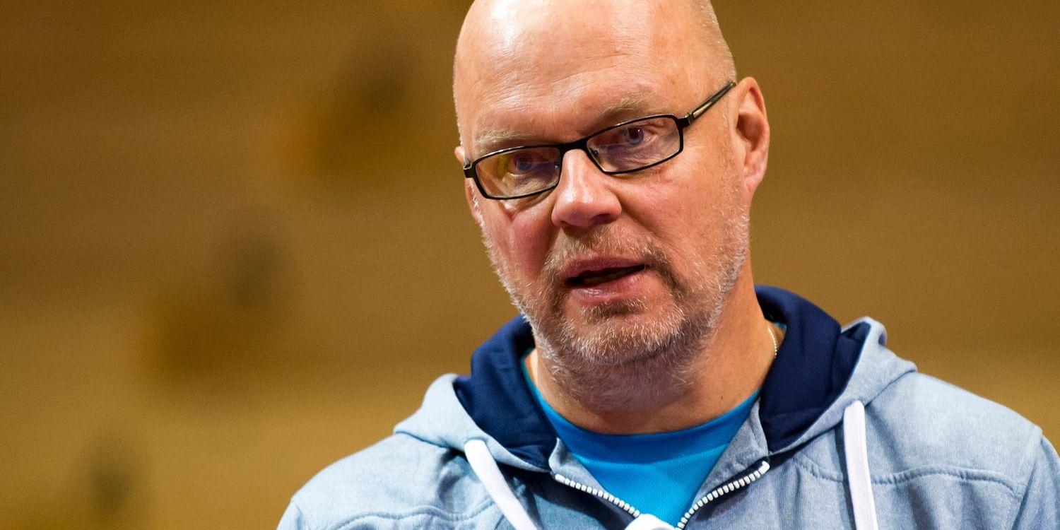 Derbydags. HBTK-tränaren Ulf ”Tickan” Carlsson ställs mot sitt gamla lag i SM-kvartsfinal.
