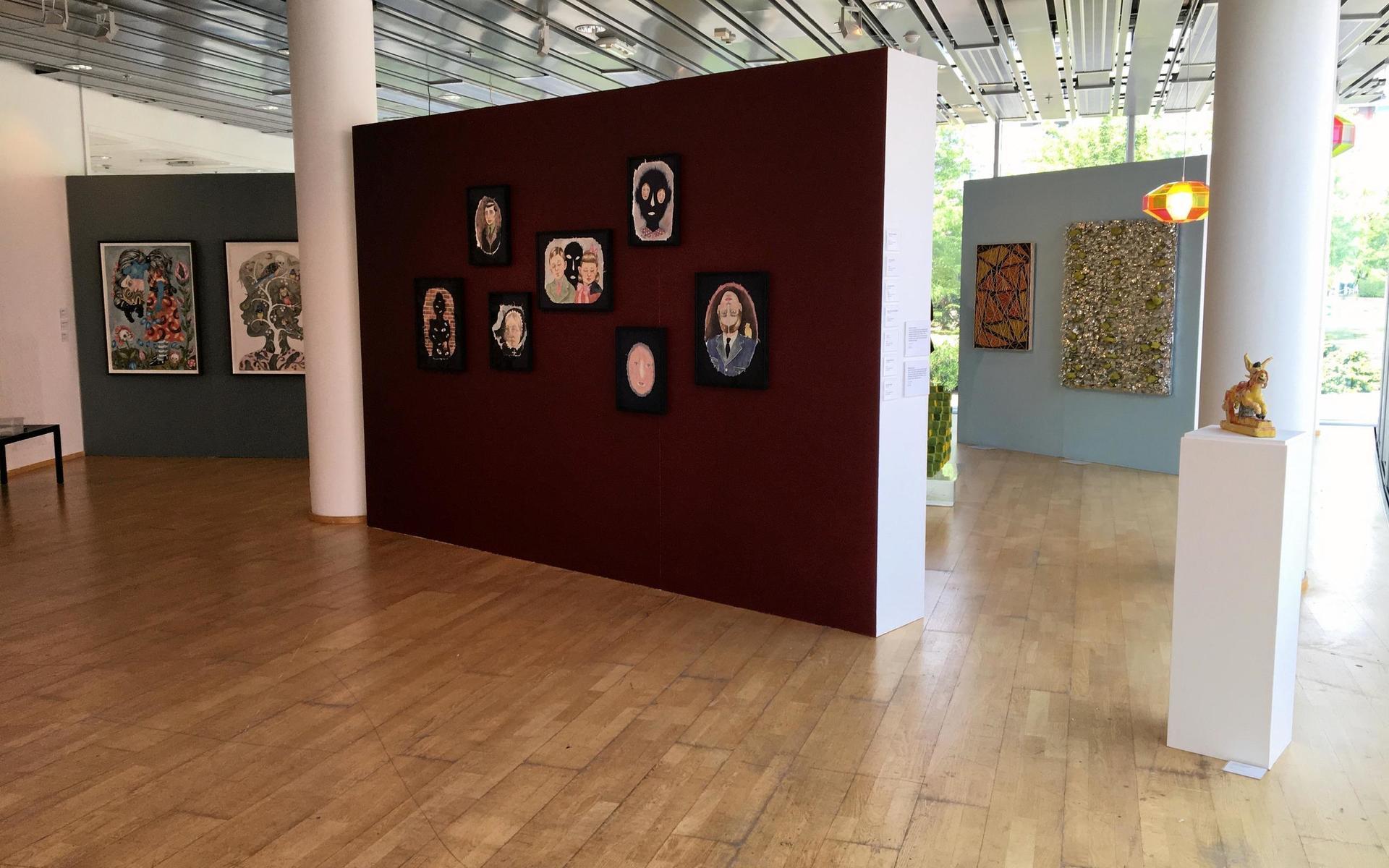 Utställningen Pinball innehåller verk av de danska konstnärerna Julie Nord, Jesper Dalgaard och Mette Vangsgaard.