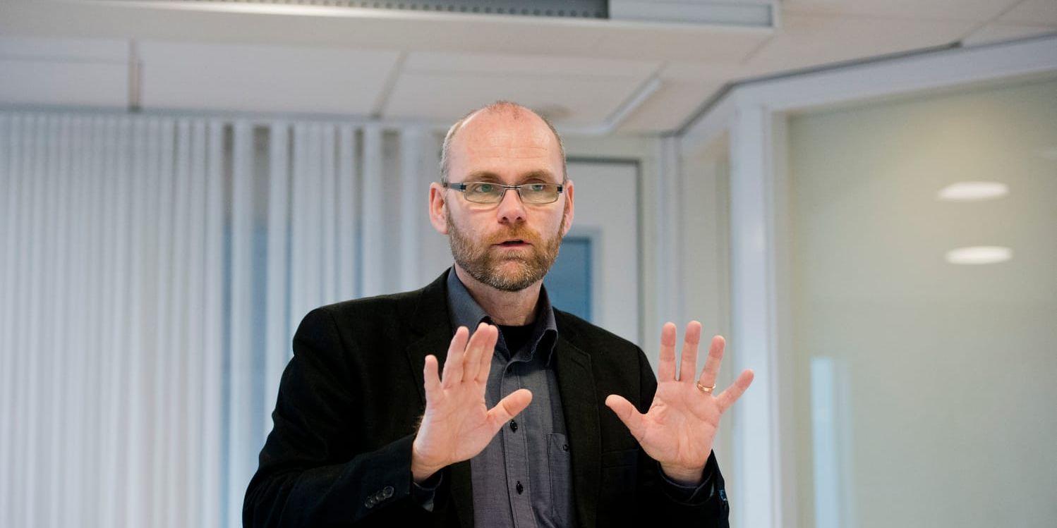 Prorektor Thorsteinn Rögnvaldsson anser att Gunnar Johansson och Lennart Cider drar för stora växlar av att Högskolan vill ändra ledare för ett forskningsprojekt. – Det är bara en administrativ åtgärd. Bild: Roger Larsson