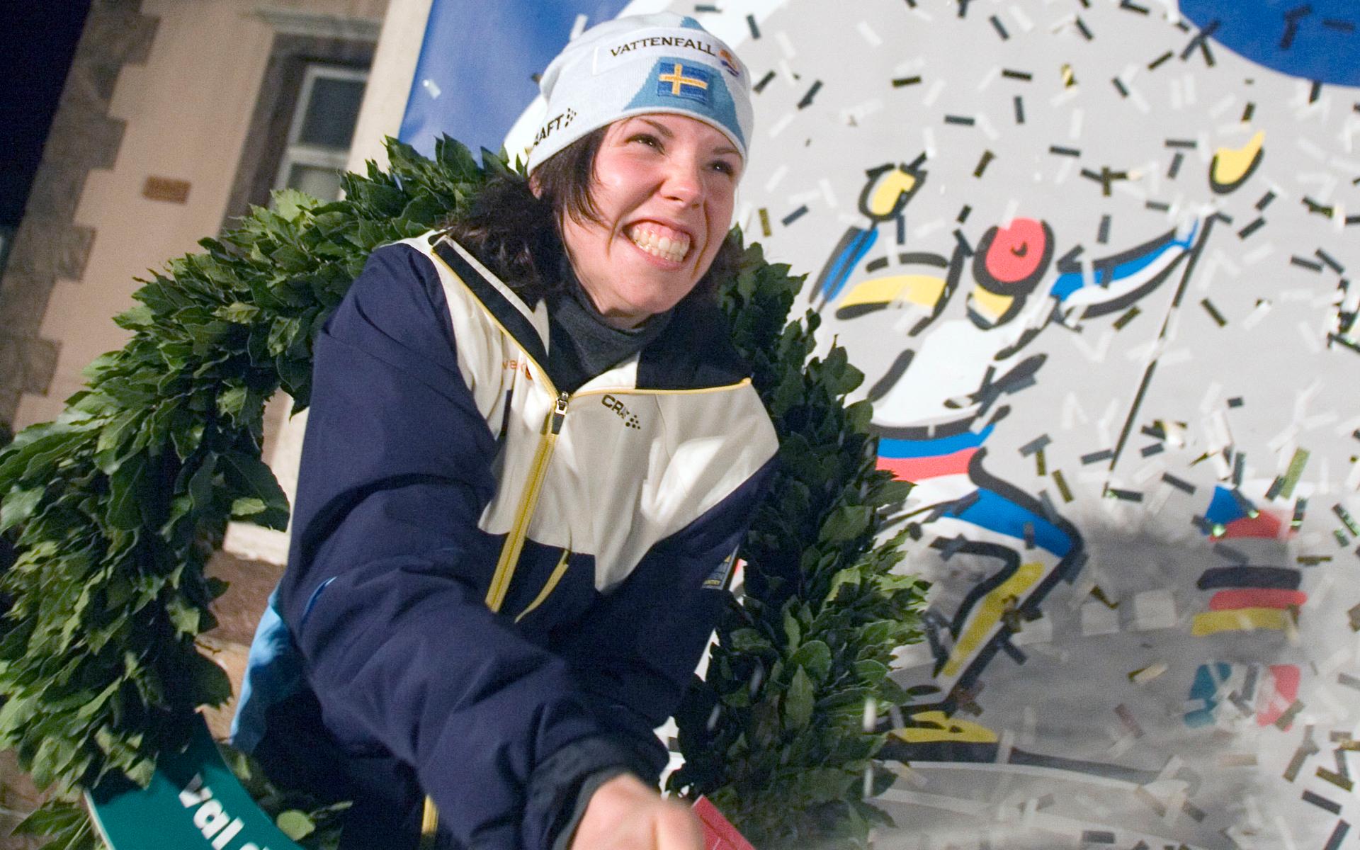 Det stora genombrottet kom säsongen 2007/2008. Då tog hon hem Tour de Ski. 