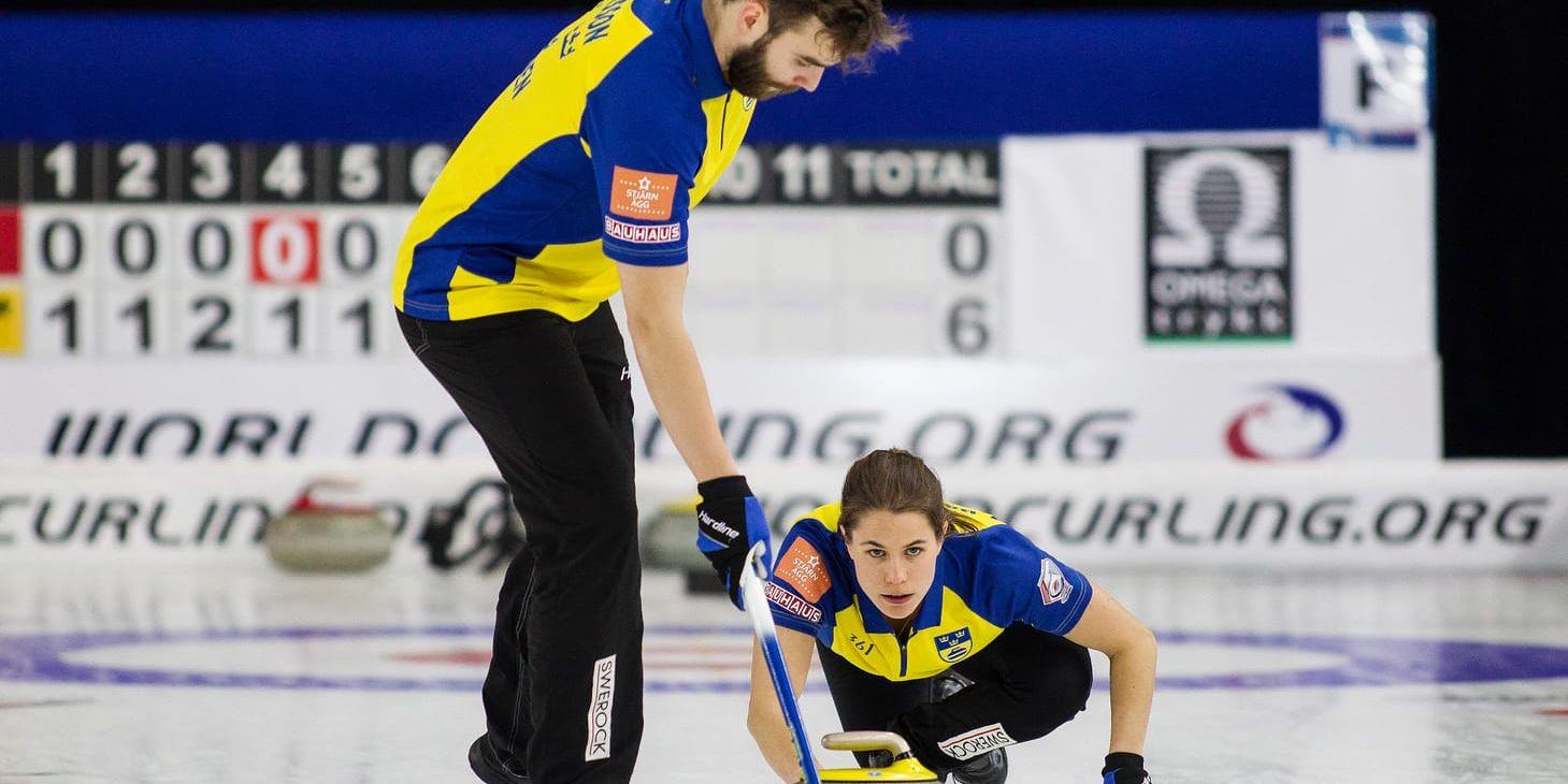 Oskar Eriksson och Anna Hasselborg i VM i Stavanger.