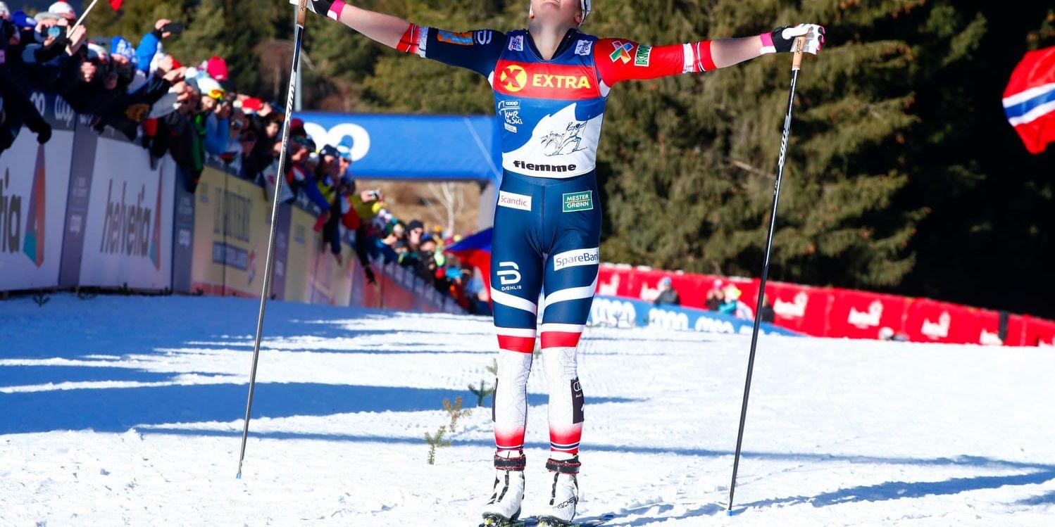 Ingvild Flugstad Østberg höll undan i monsterbacken och vann Tour de Ski, precis som Johannes Høsflot Klæbo i herrtävlingen.