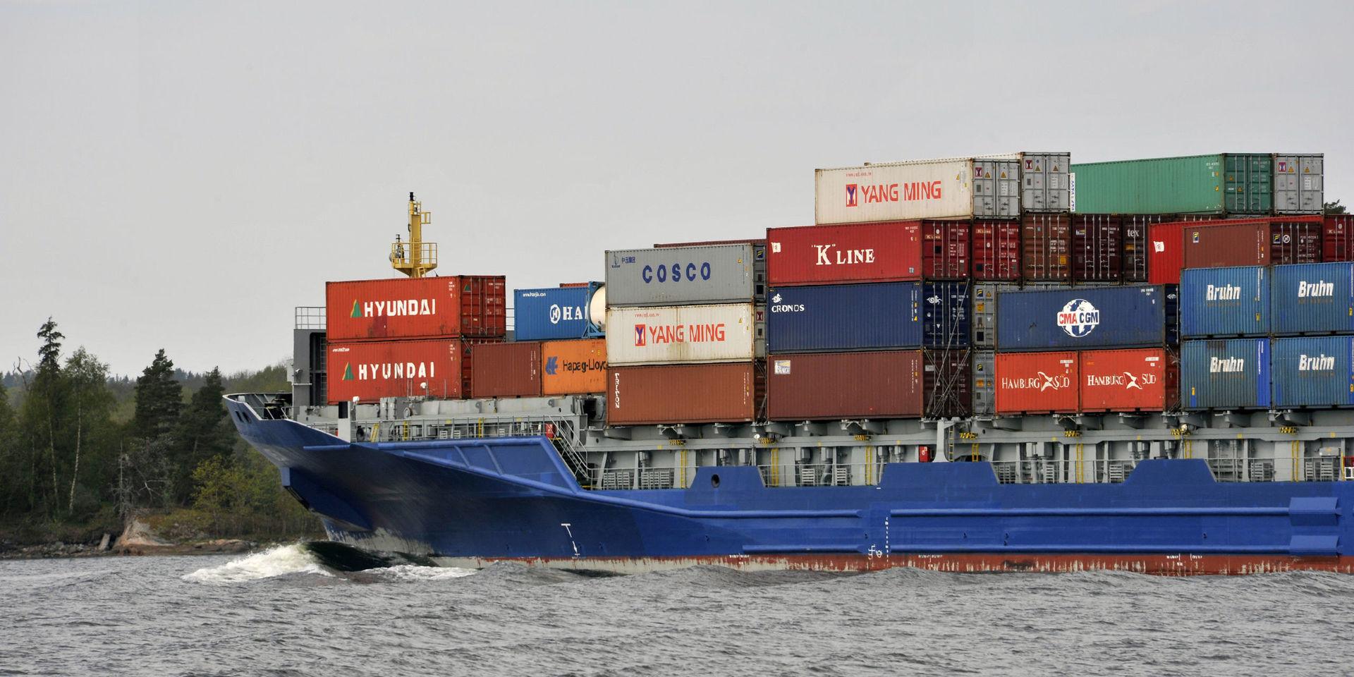 &quot;Ett enda normalstort fartyg på Östersjön kan i ett slag få bort 500 lastbilar från E4 och med betydligt lägre utsläpp.&quot;
