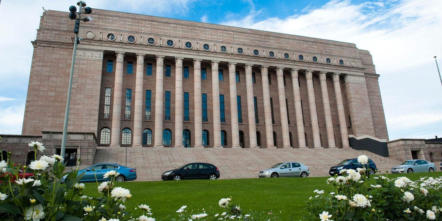 Ett kyssförsök i riksdagshuset i Helsingfors blir nu ett fall för domstol. Arkivbild.