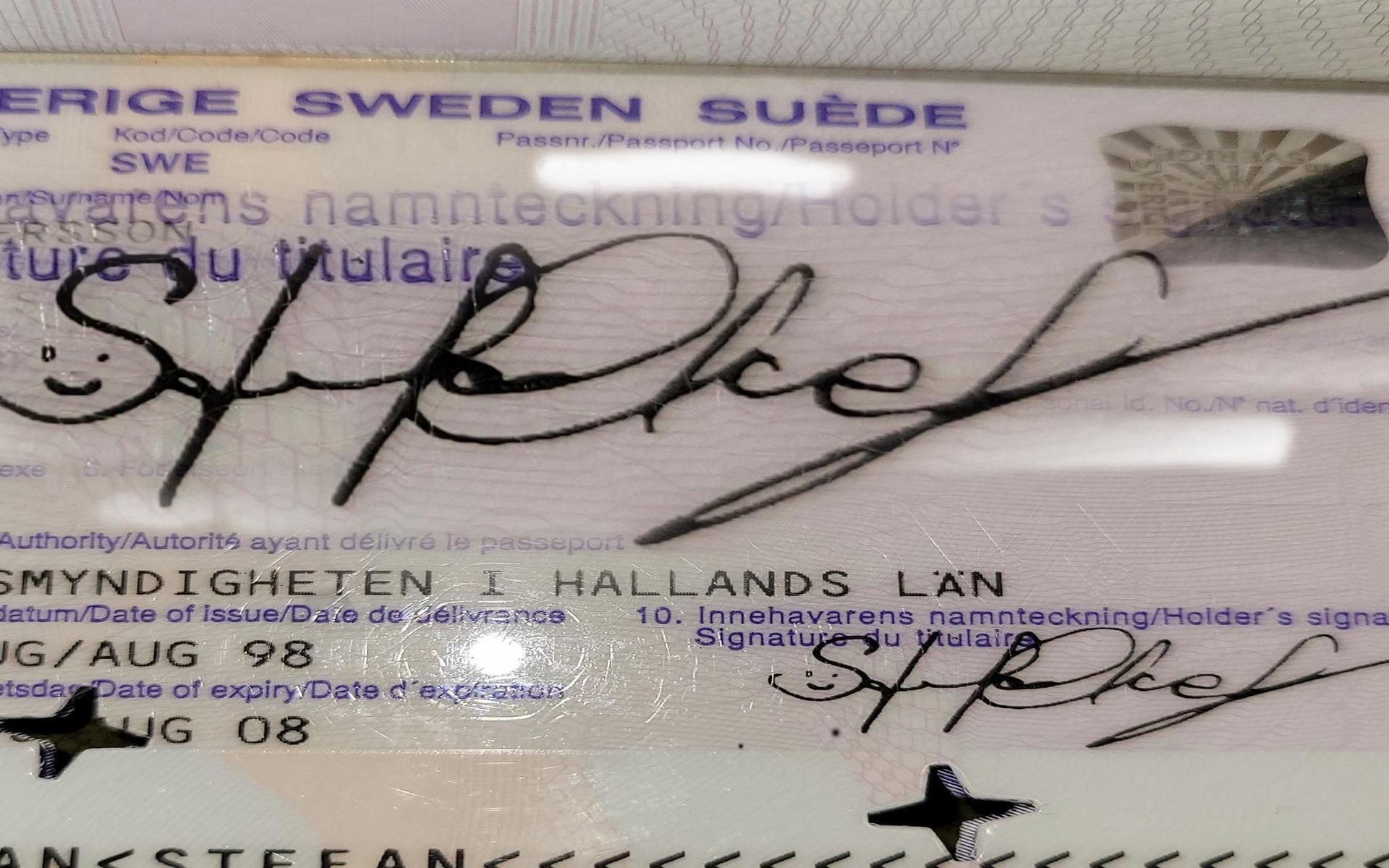 Stefan Anderssons makulerade pass från 1998. HP har förstorat namnteckningen.