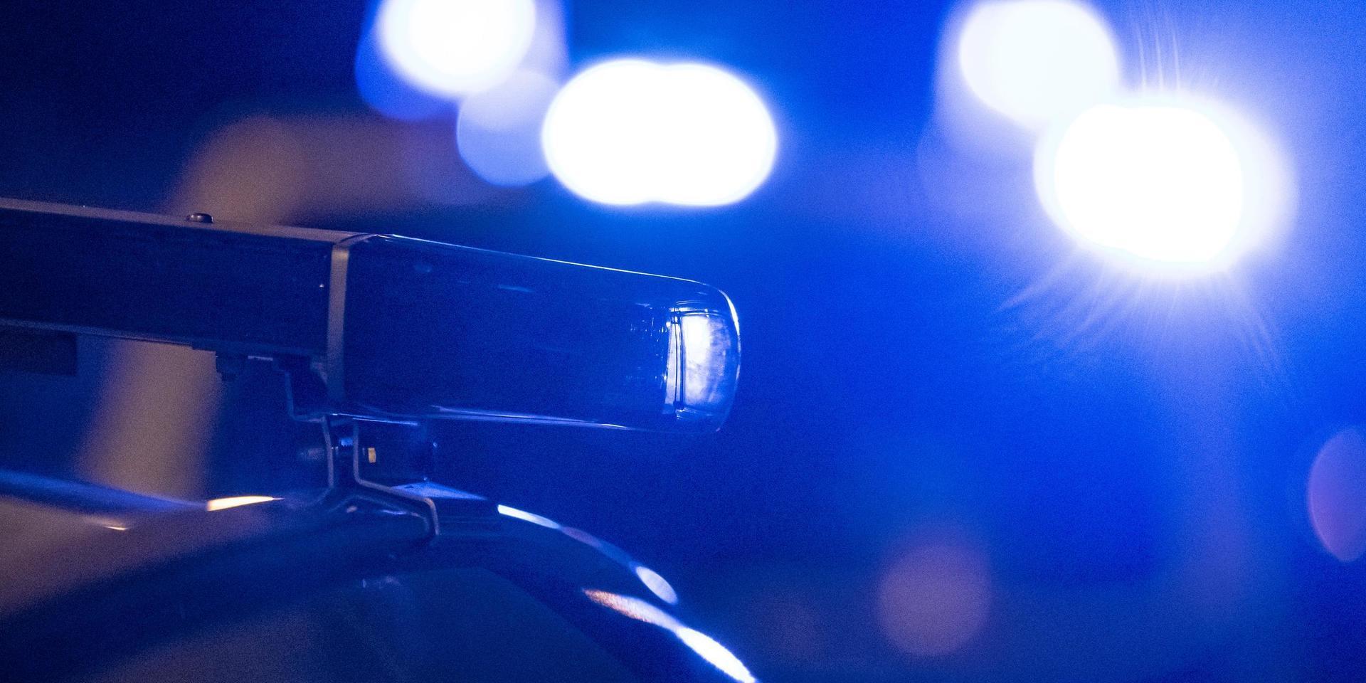 En polispatrull larmades till Badhusgatan efter att vittnen sett två män slåss.