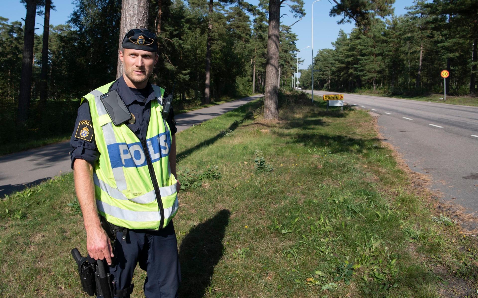 Ett antal böter för fordonsbrister och olovlig körning utfärdades under eftermiddagen berättar polisen Daniel Stenström.