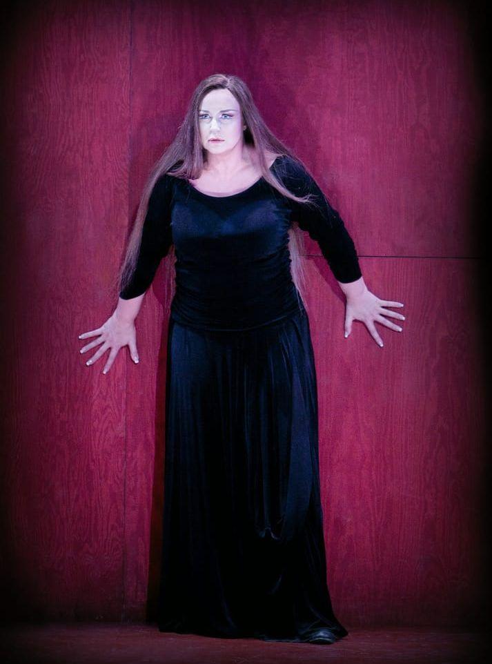 Tragiskt. Som Elektra, i Richard Strauss opera efter Sofokles tragedi, på Kungliga Operan i Stockholm. Bild: Alexander Kenney
