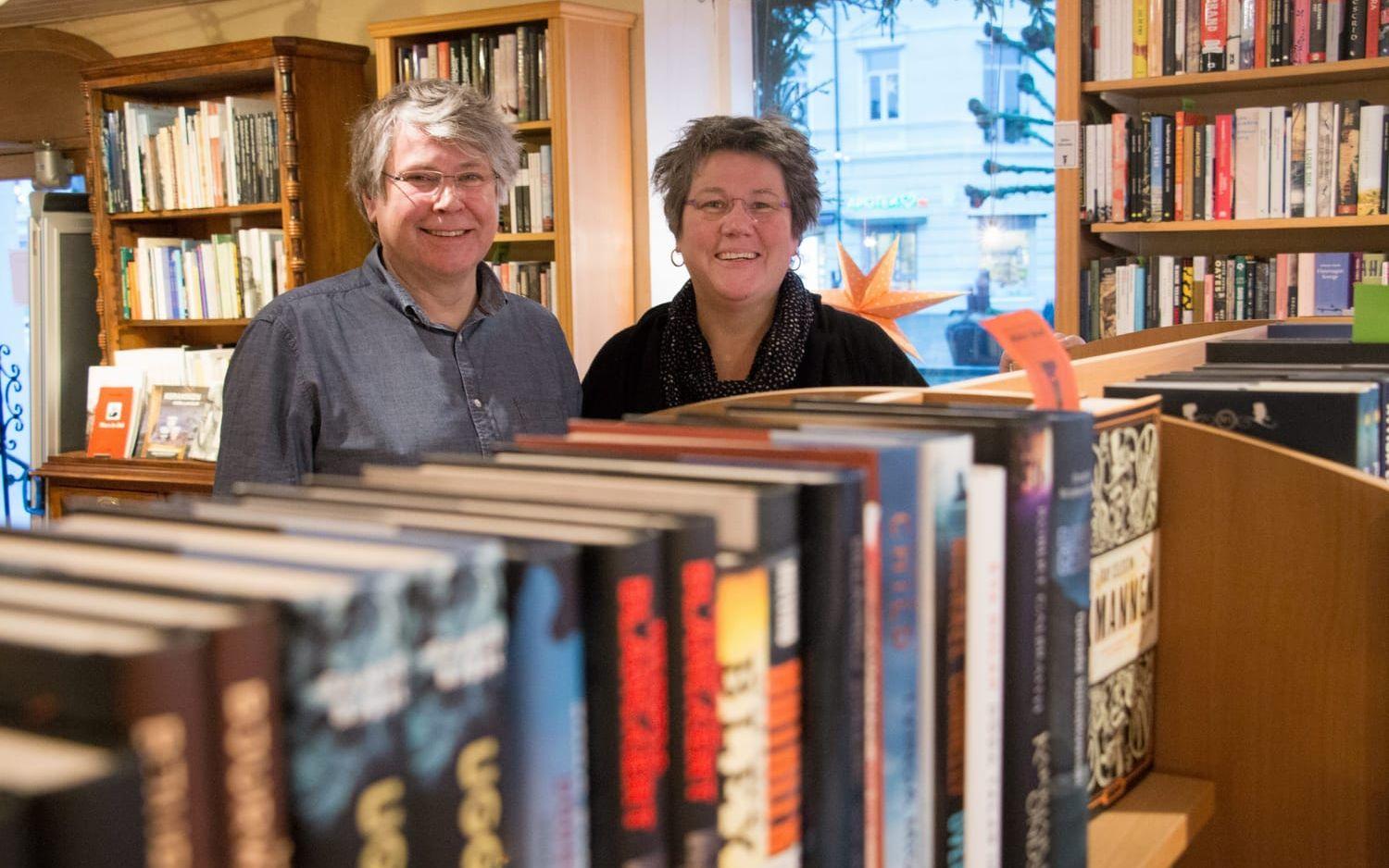 Fria. Stefan Ljungqvist och Diana Lavessons bokhandel är ett slags litterär frizon. Ingen annan än de själva bestämmer vad som ska stå på hyllorna. Bild: Henrik Williamsson