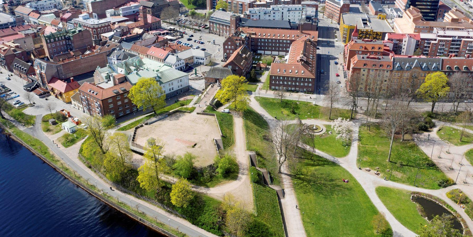 Norre katts park och Bastionen i Halmstad.