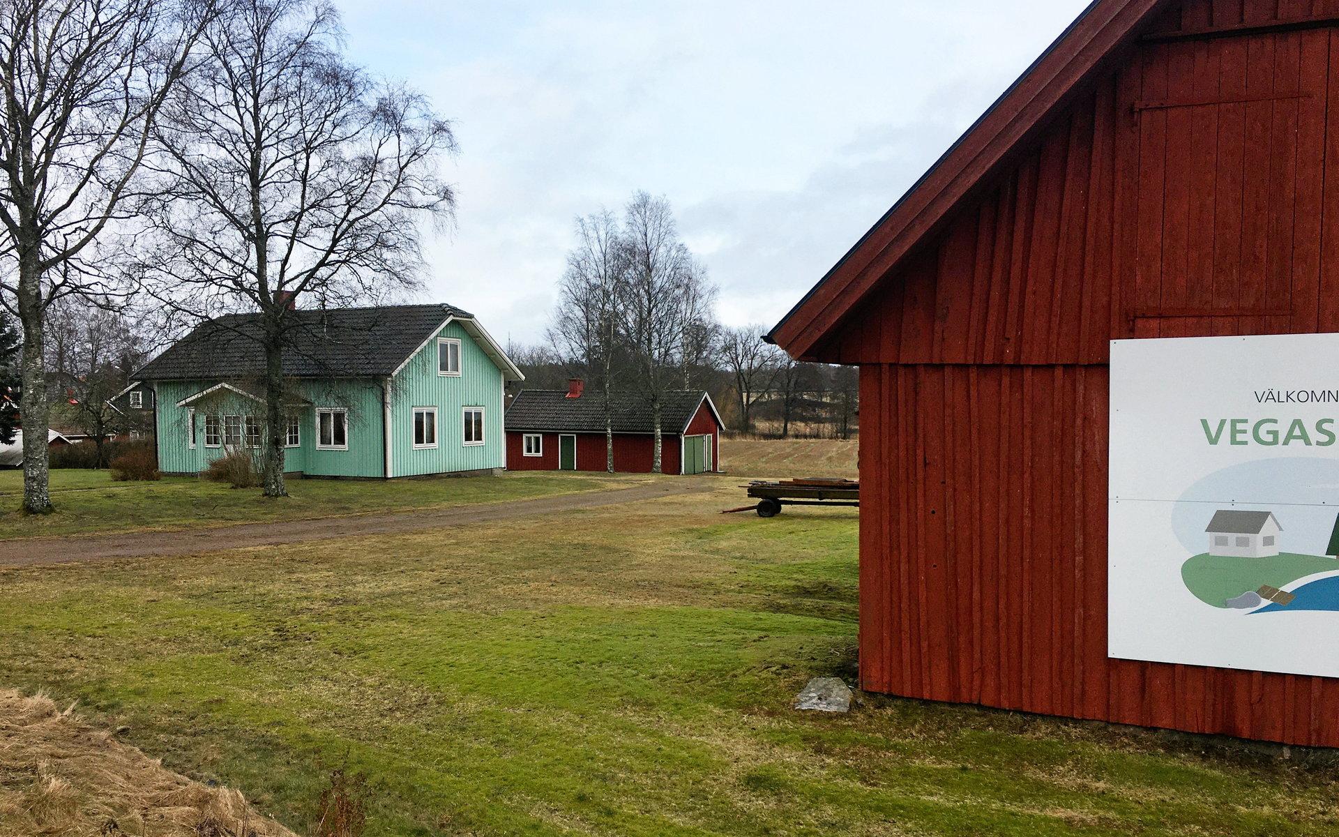 Efter försäljningen av Sörgård med ett bostadshus och en ladugård kan Hylte sammanfatta att de köpt marken till etapp två för 400 000 kronor.