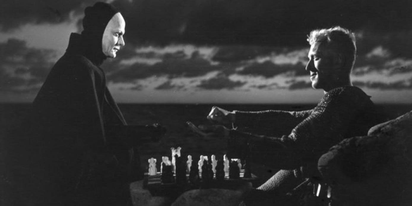 Döden dyker ofta upp som faktiskt figur i Ingmar Bergmans filmer. Mest känd är Bengt Ekerots rollgestaltning i filmen "Det sjunde inseglet" (1957). Som alltid hos Bergman är Döden vit i synen och klädd i svart. Pressbild