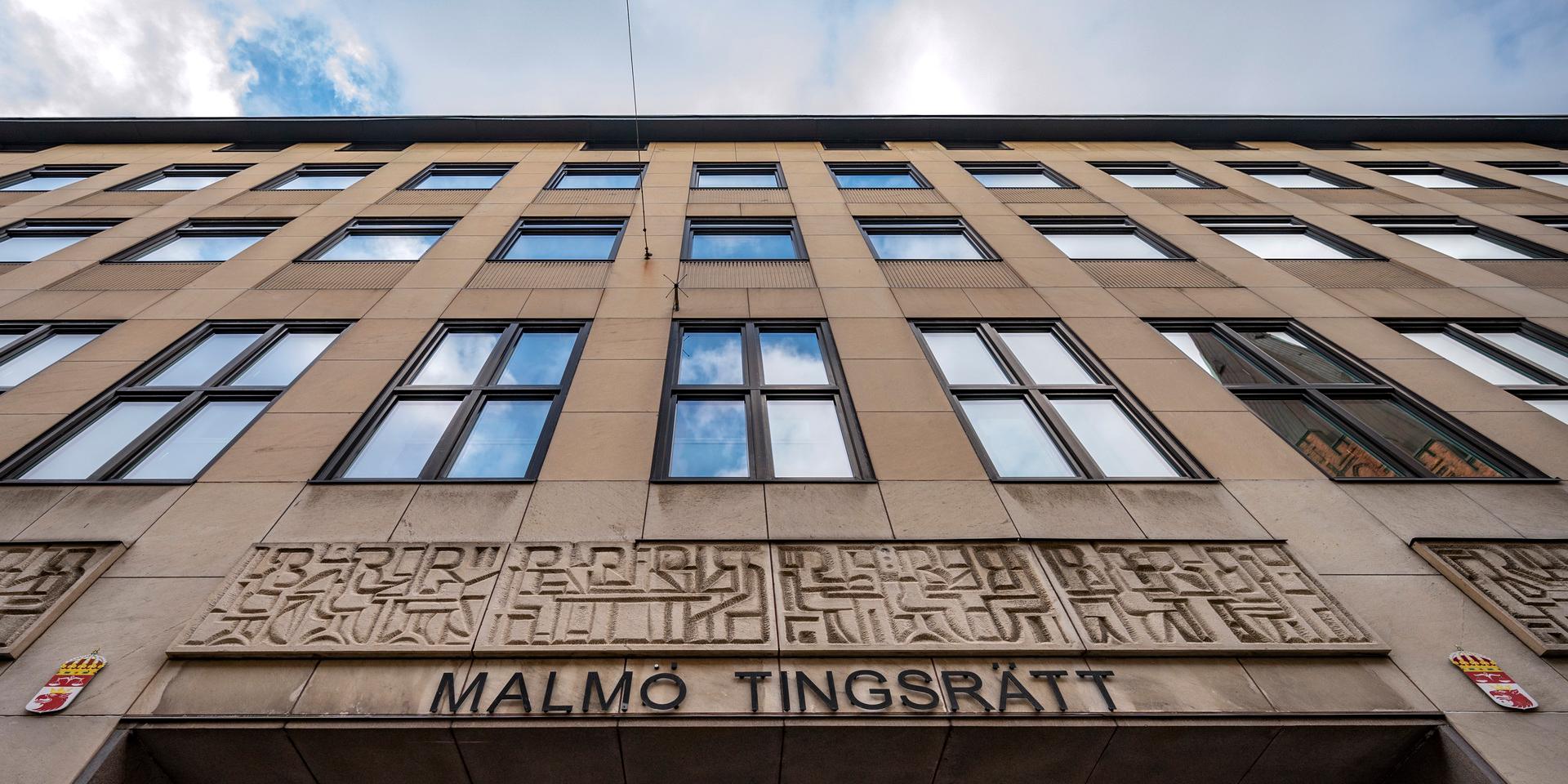 Malmö tingsrätt dömer tre män till långa fängelsestraff för bland annat förberedelse till mord. Arkivbild.