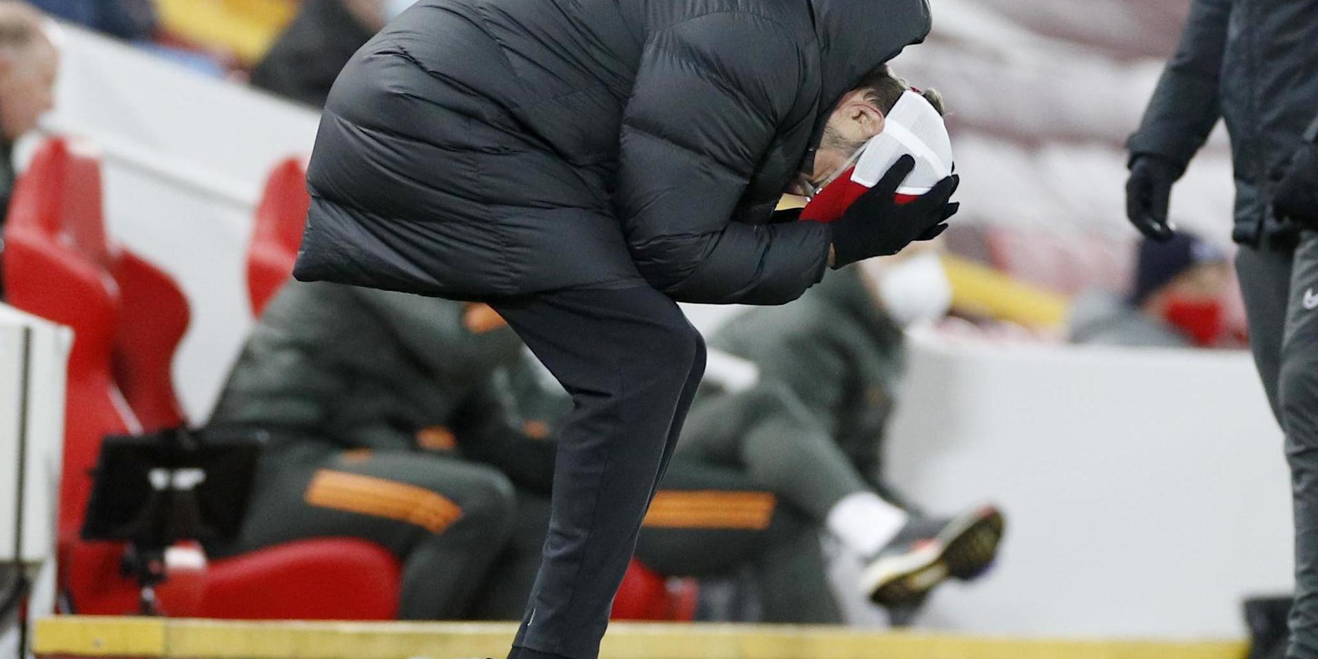 Liverpools manager Jürgen Klopp är frustrerad. Regerande Premier League-mästaren fick bara 0–0 i toppmötet med Manchester United hemma på Anfield.